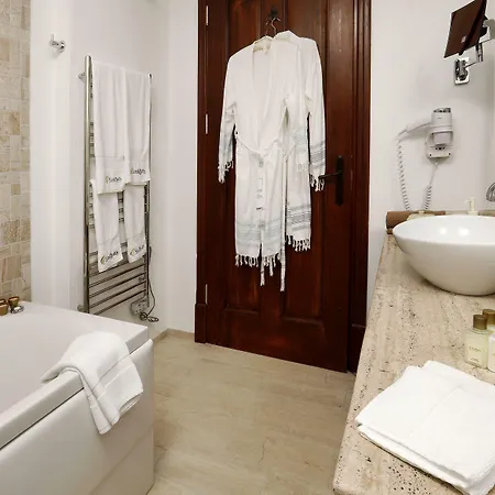 Yundantik Cunda Konaklari B&B