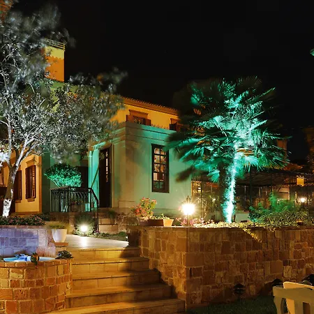 Yundantik Cunda Konaklari B&B