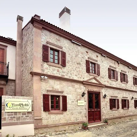 Yundantik Cunda Konaklari B&B