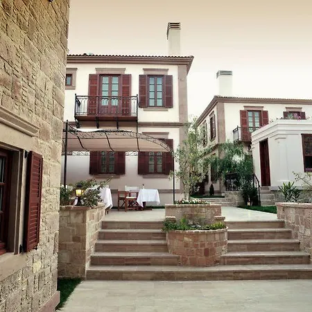 Yundantik Cunda Konaklari B&B