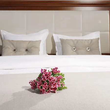 Yundantik Cunda Konaklari