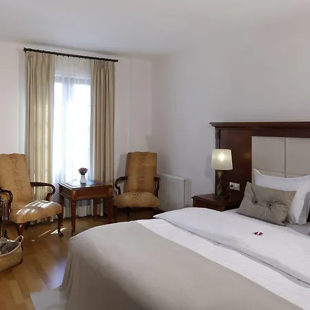 Yundantik Cunda Konaklari 4*