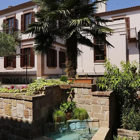 Yundantik Cunda Konaklari Bed & Breakfast 2*